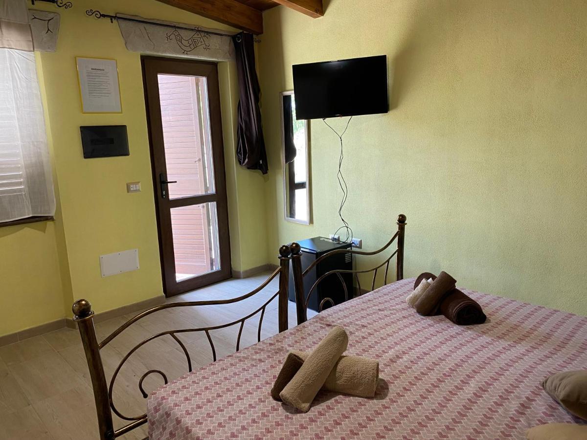 Agriturismo Abbalughente Sindia ภายนอก รูปภาพ