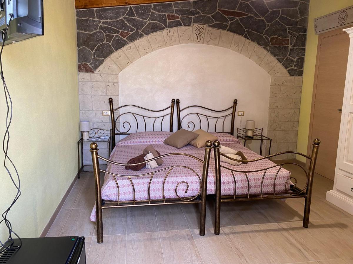 Agriturismo Abbalughente Sindia ภายนอก รูปภาพ