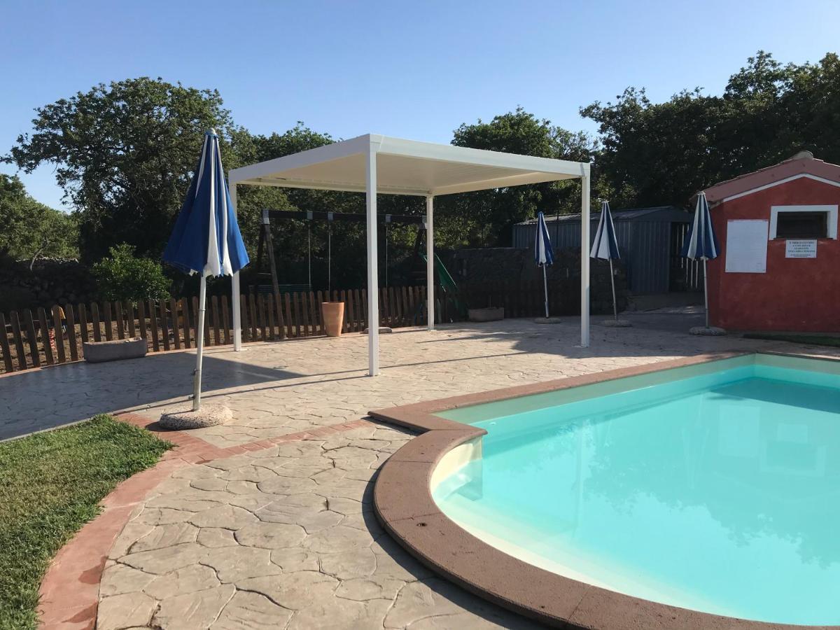 Agriturismo Abbalughente Sindia ภายนอก รูปภาพ